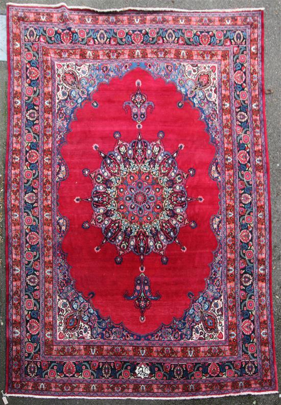 Persian carpet, 12ft 5ins x 9ft(-)